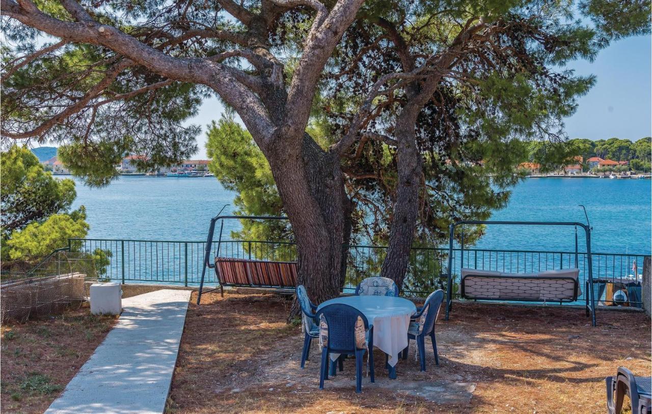 Lovely Home In Sibenik-Brodarica With Kitchen Donje Polje Екстер'єр фото
