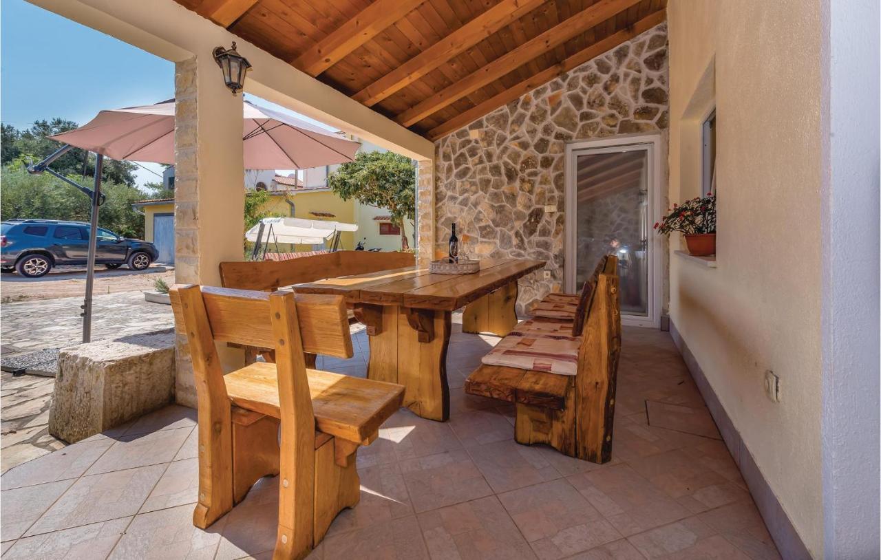 Lovely Home In Sibenik-Brodarica With Kitchen Donje Polje Екстер'єр фото